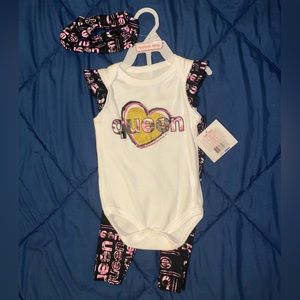 Sleeveless ruffle baby girl 3 piece outfit set